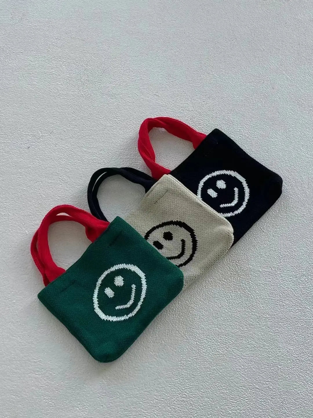 【一口價$108/個】🇰🇷韓國直送🇰🇷 Smile Knit Bag (3color) - HLY & CHOCCICO