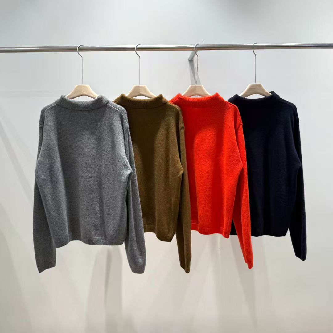 韓國直送Casual Chic Sweater t/ Versatile Flared Skirt - HLY & CHOCCICO