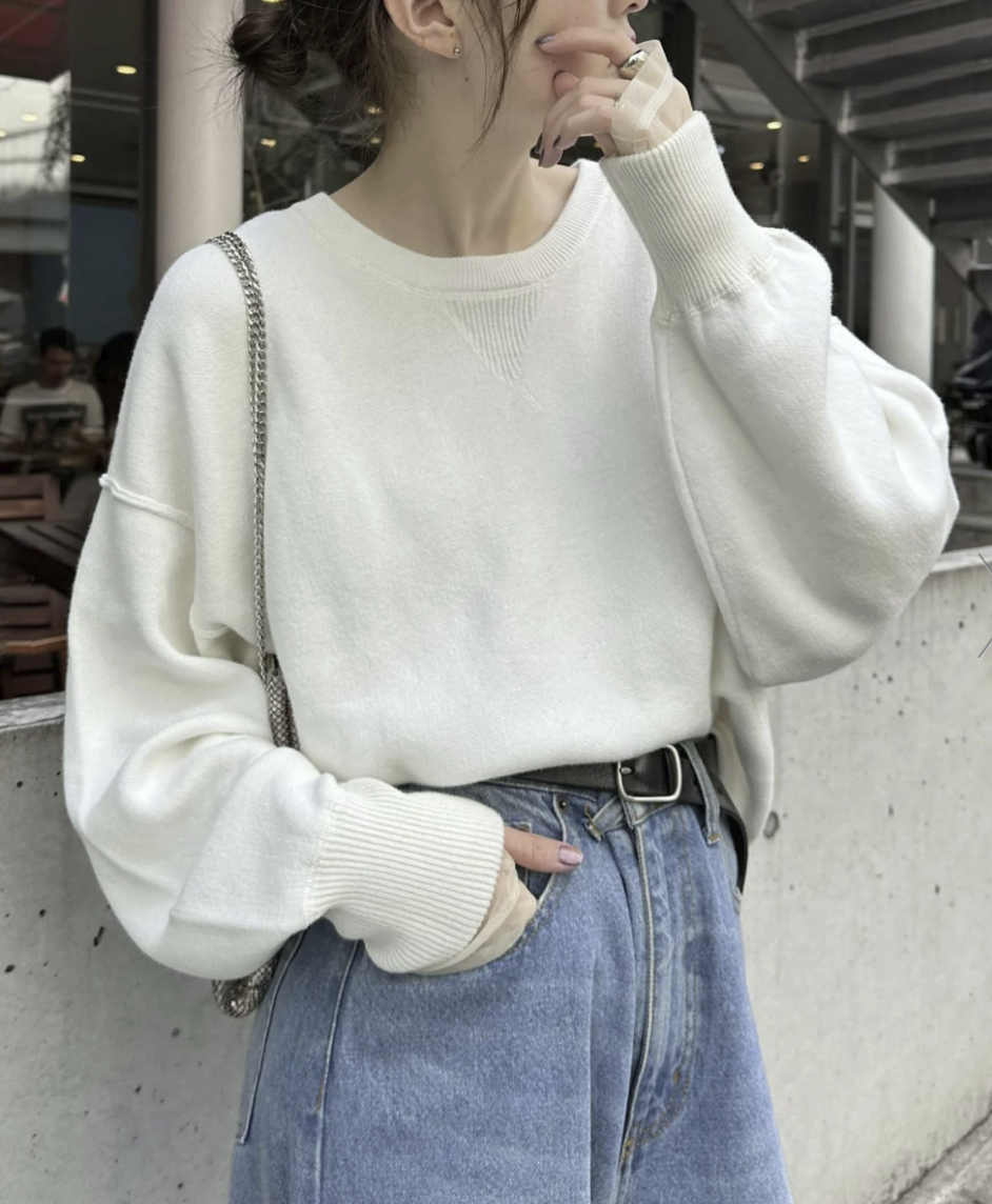 日本直送 Sweat-Like Volume Sleeve Knit - HLY & CHOCCICO