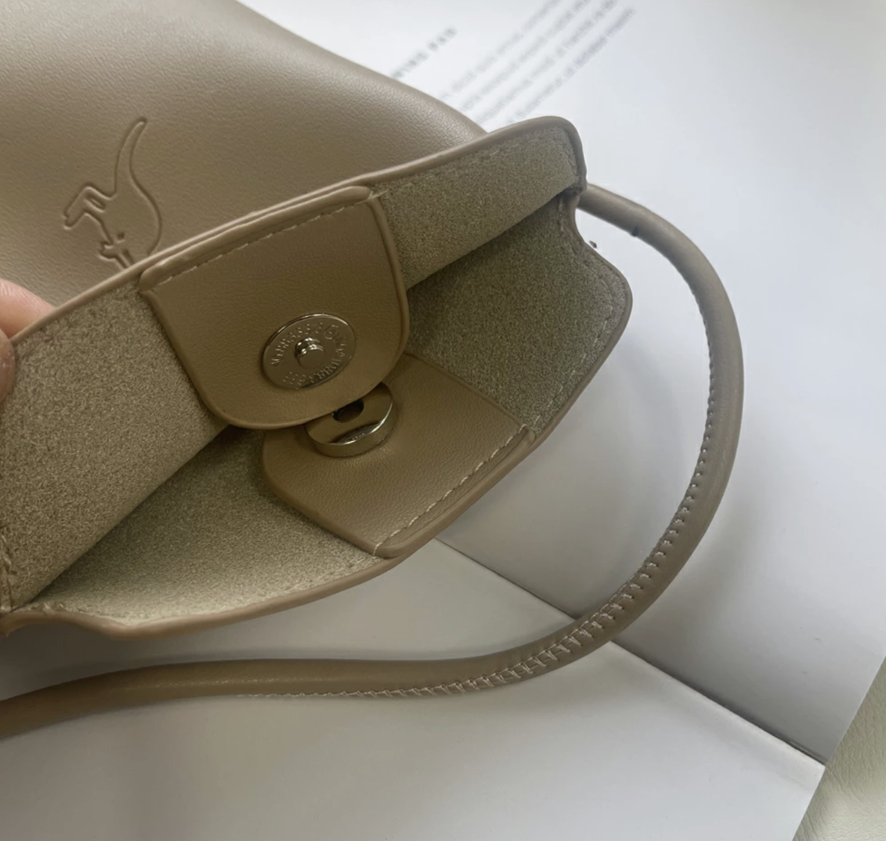 日本直送Kangol Smartphone Bag