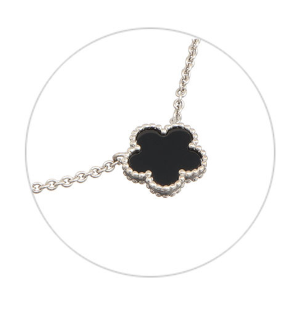 日本直送MARY QUANT Classic Flower Bracelet