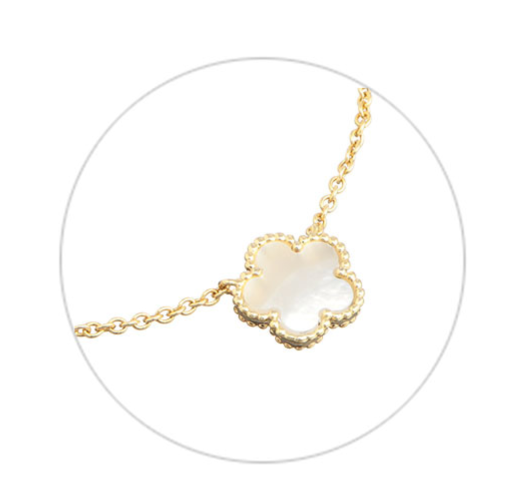 日本直送MARY QUANT Classic Flower Bracelet