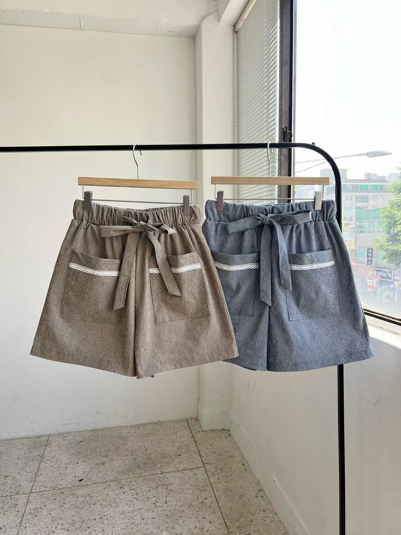 Korean Direct Shipping Chilling Bear Graphic Tee / Shorts