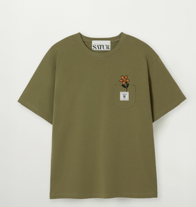Korea Satur Flower Pocket Tee