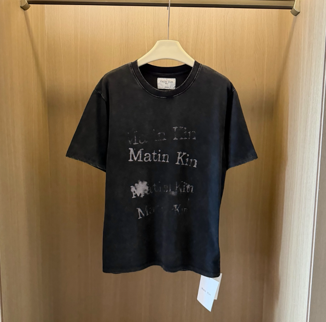 Matin Kim Pigment Graffiti Logo Tee