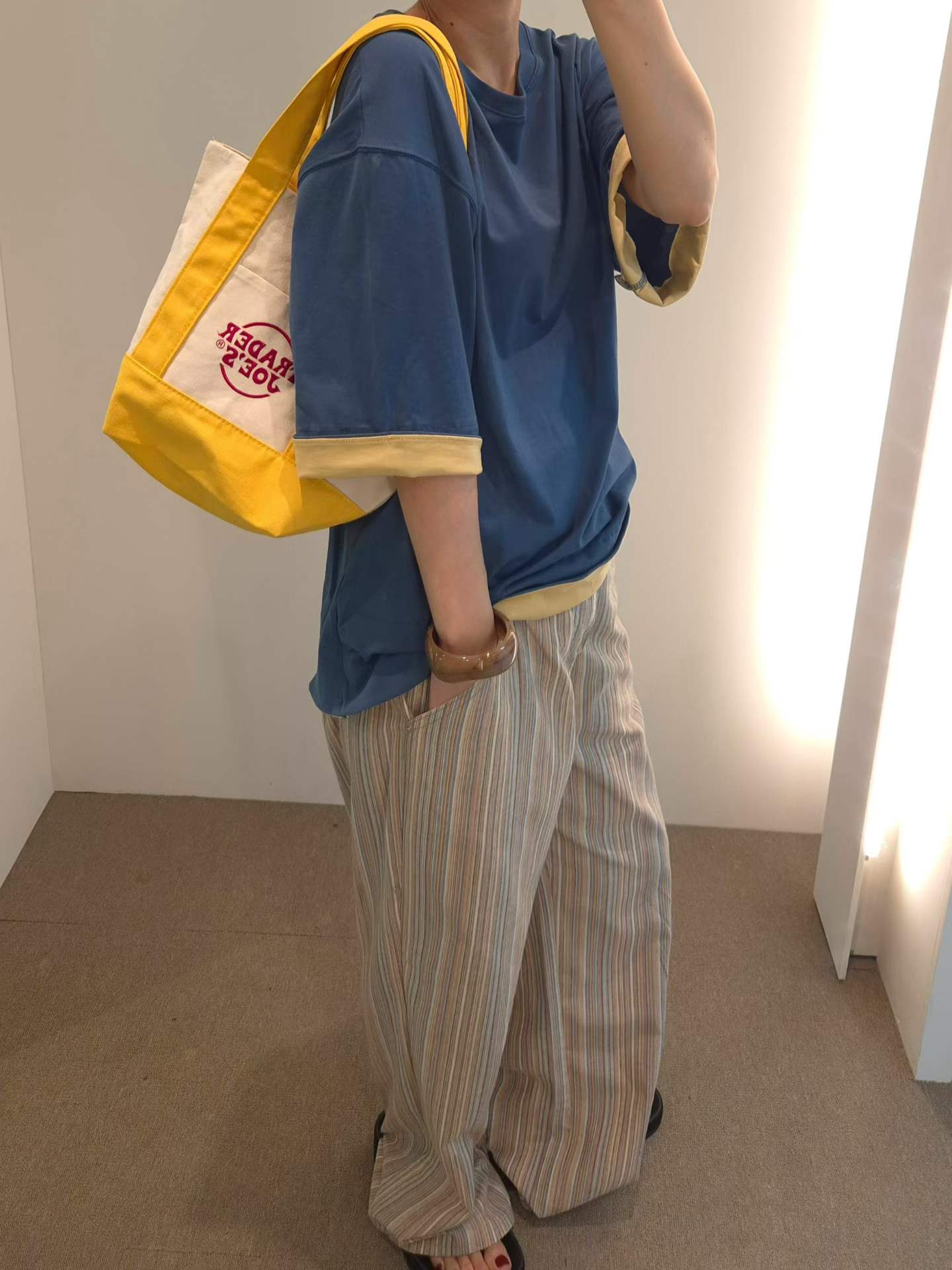 韓國直送Accent Sleeve Loose Fit Tee