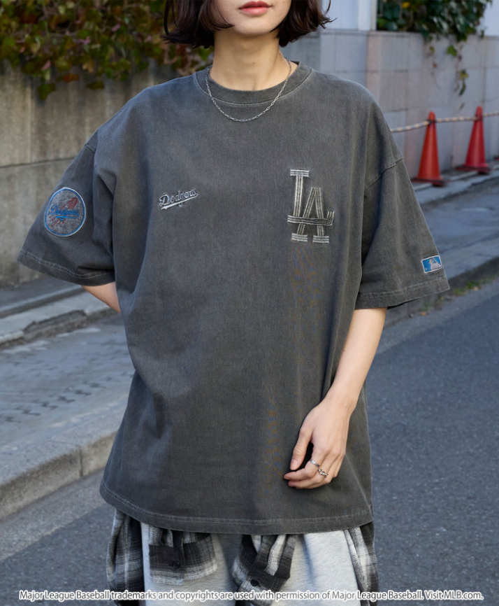 日本直送MLB Embroidered Vintage Oversized Tee 【男女同款 別注版】