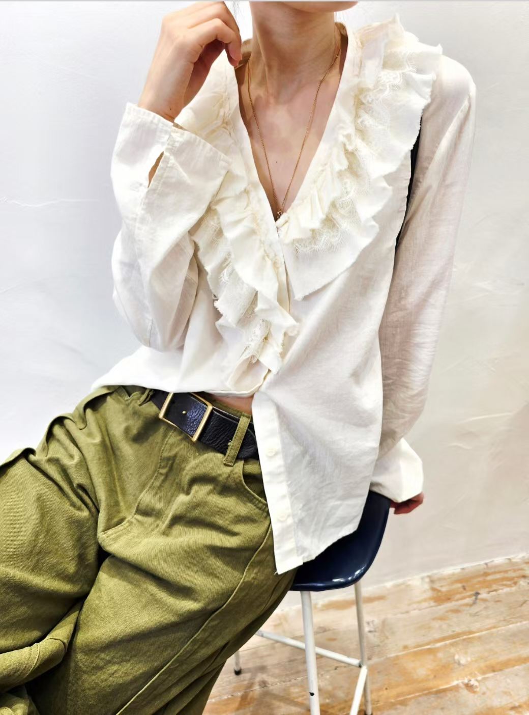 Korea Direct Ruffle Lace Shirt