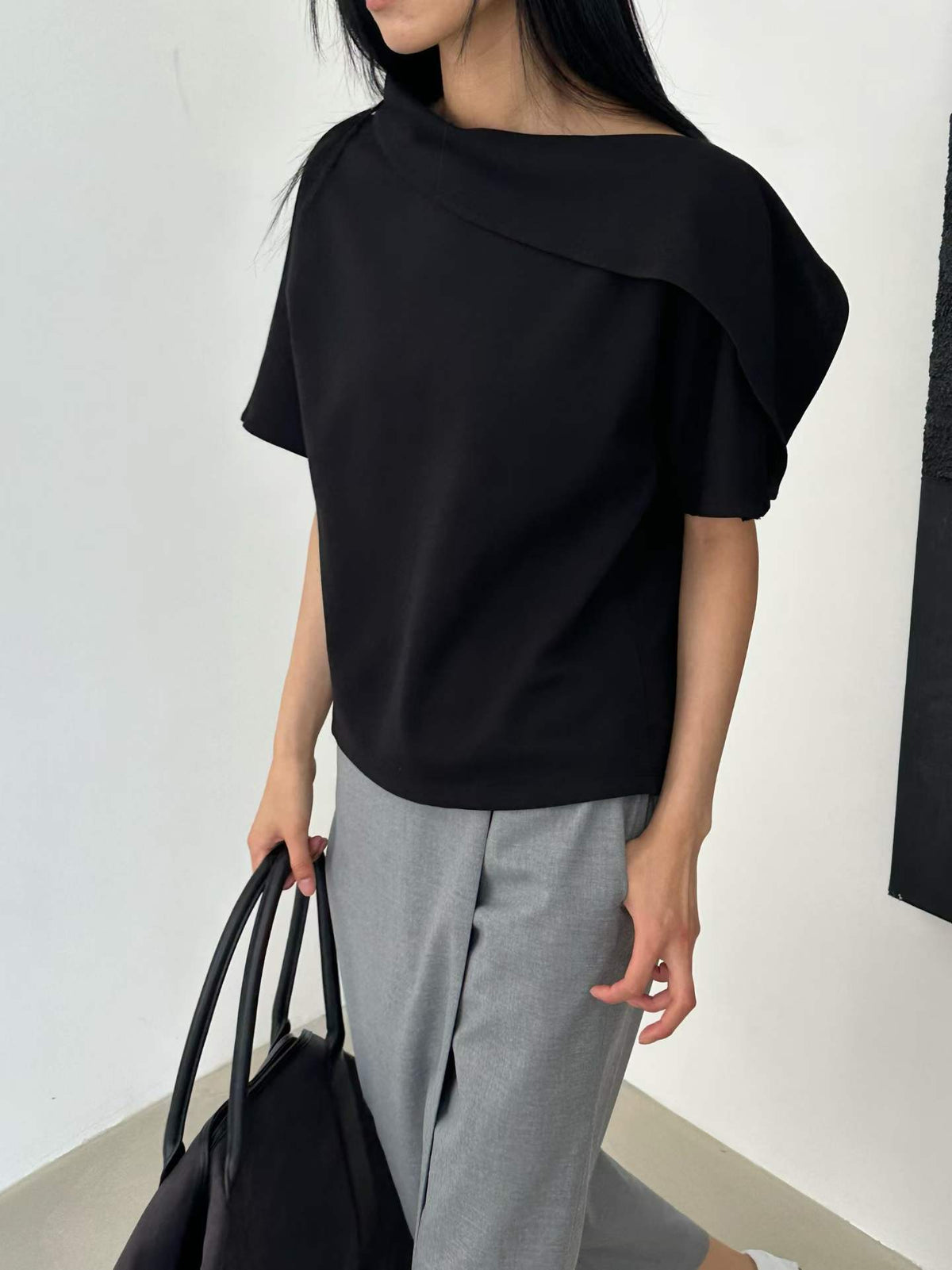 韓國直送Asymmetric Cowl-Neck Batwing Top