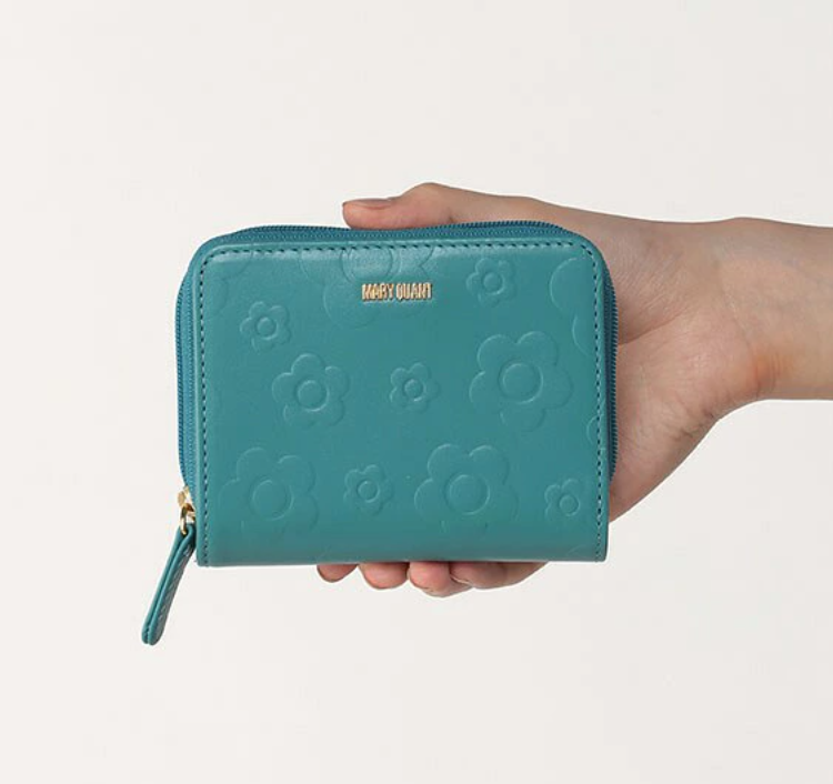 Direct from Japan Mary Quant Daisy Embossed Float Wallet