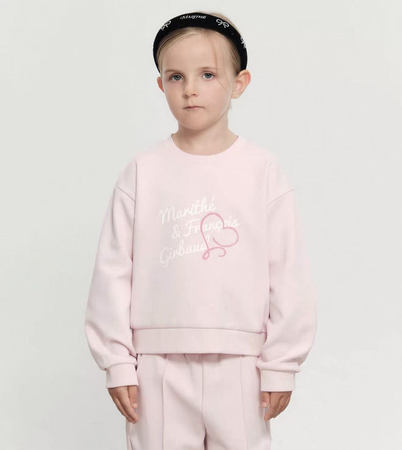 MFG Kids Letter Sweat - HLY & CHOCCICO