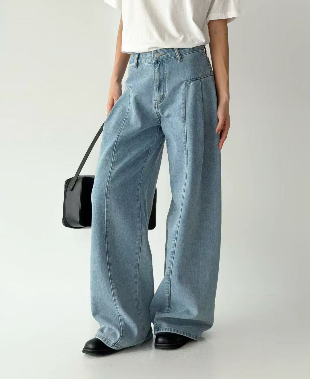 韓國直送High-Waisted Relaxed Jeans - HLY & CHOCCICO