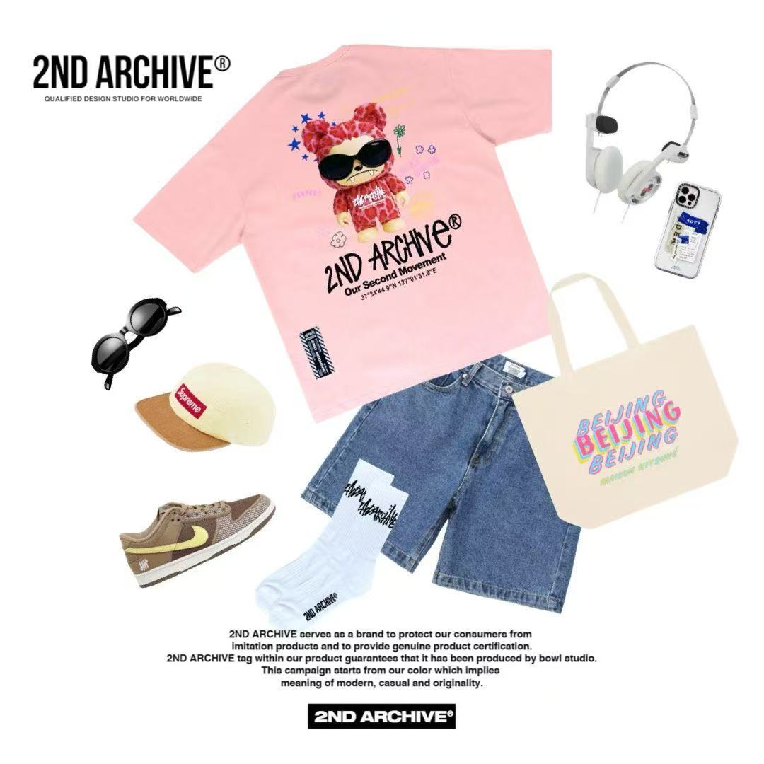 韓國直送🇰🇷 2ND ARCHIVE Pink Sunglasses Tee - HLY & CHOCCICO