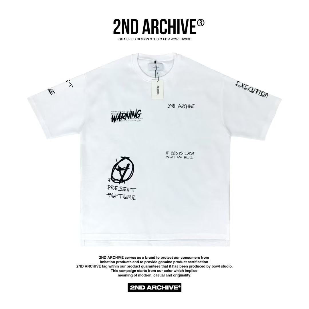 韓國直送🇰🇷 2ND ARCHIVE Achieve Print Tee - HLY & CHOCCICO