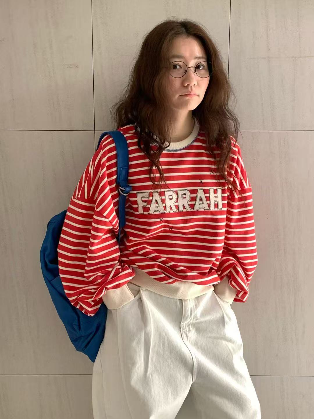 韓國直送Farrah Striped Sweatshirt - HLY & CHOCCICO