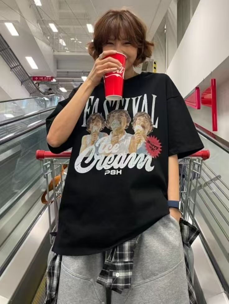 🇰🇷韓國直送🇰🇷 PLUS 82 HIYA Retro Ice Cream Festival Tee