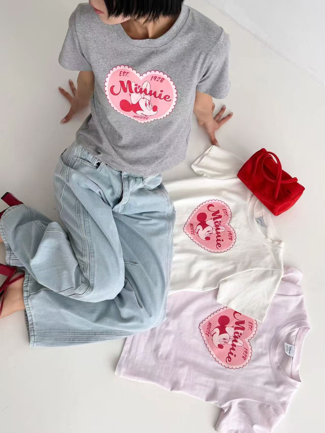 🇰🇷韓國直送🇰🇷 Sweetheart Minnie Retro Tee