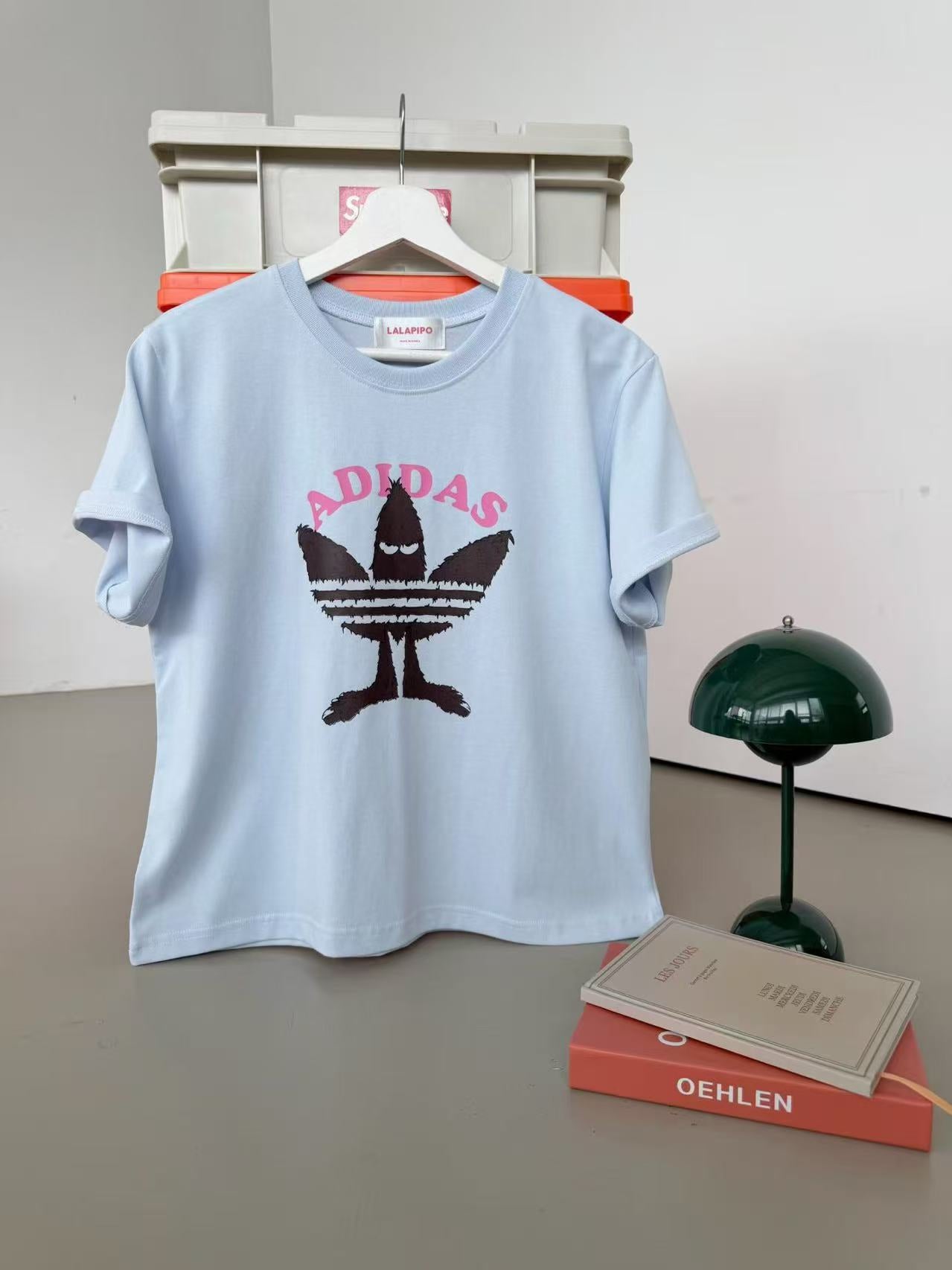 韓國直送Mischief Trefoil Tee