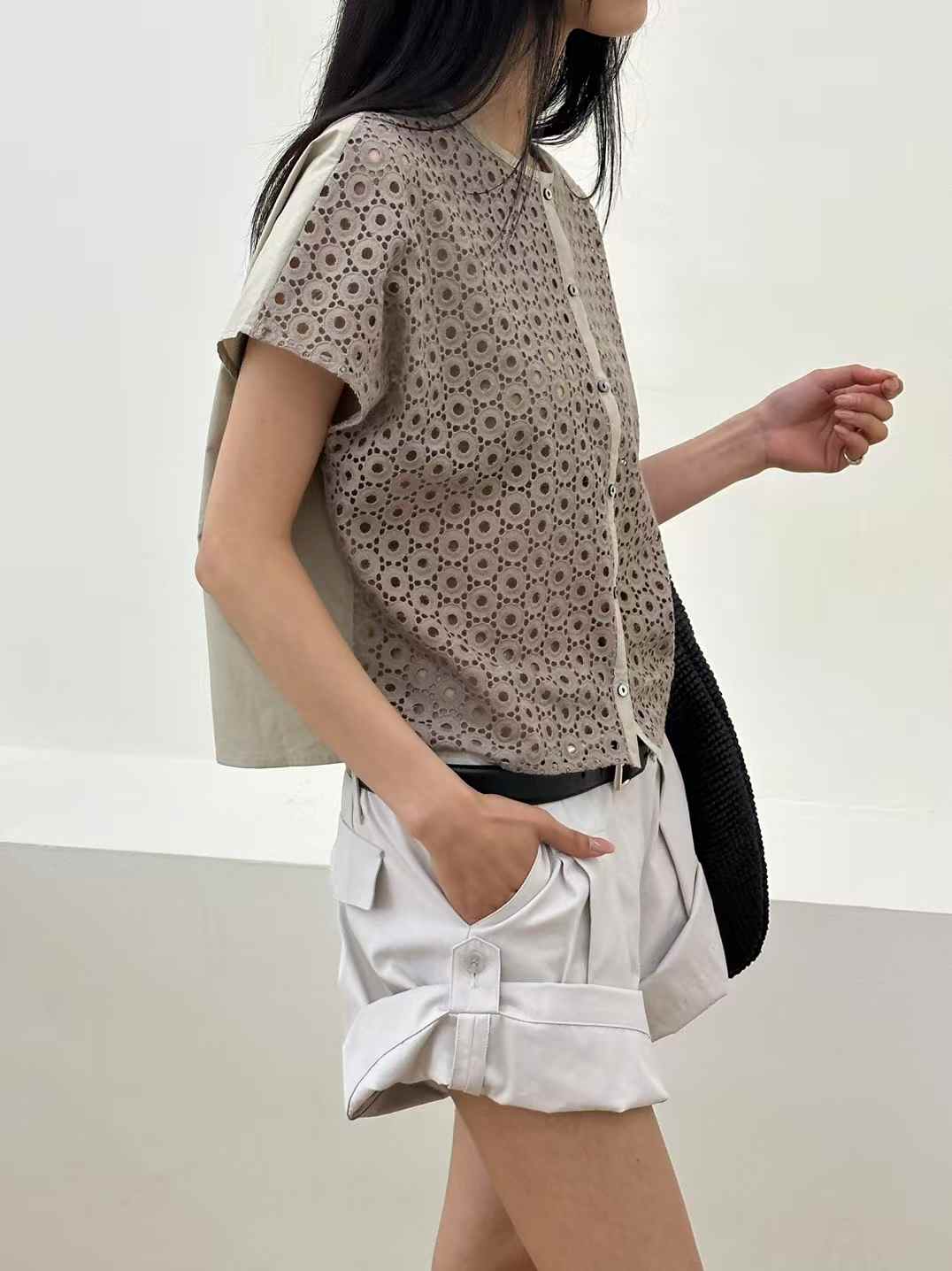 Korea Direct Amélie Floral Eyelet Shirt