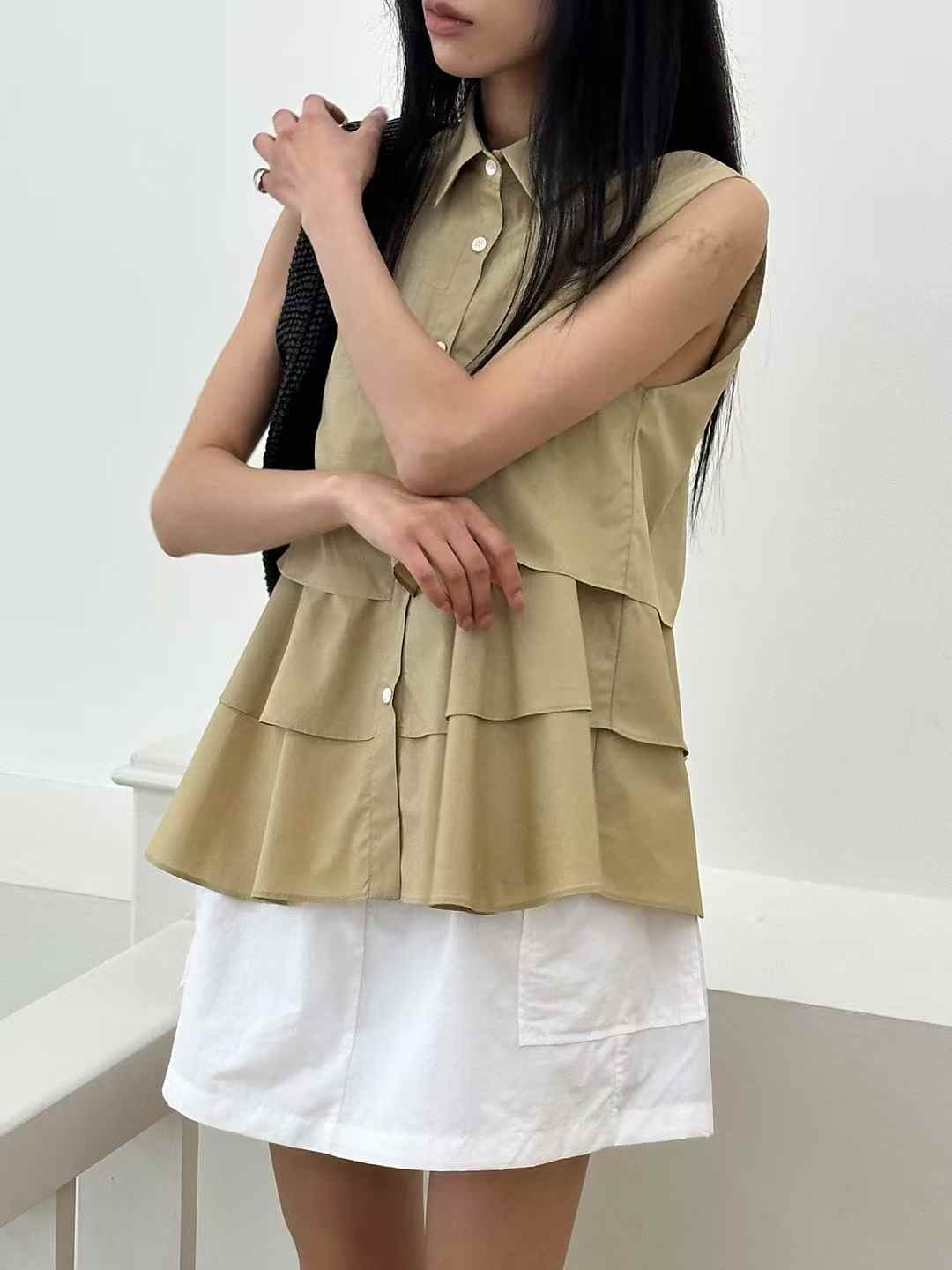 韓國直送Tiered Harmony Sleeveless Shirt