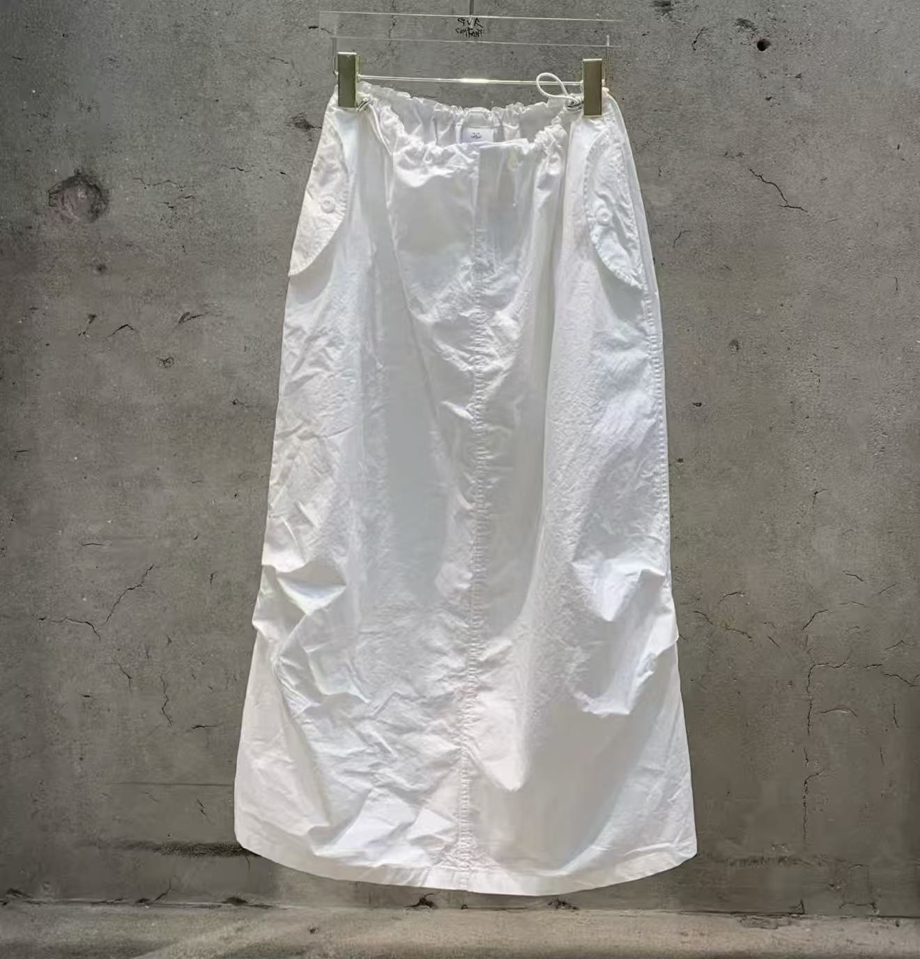Korean Direct Delivery Tracks "Inverted Graphic Tee / Skirt