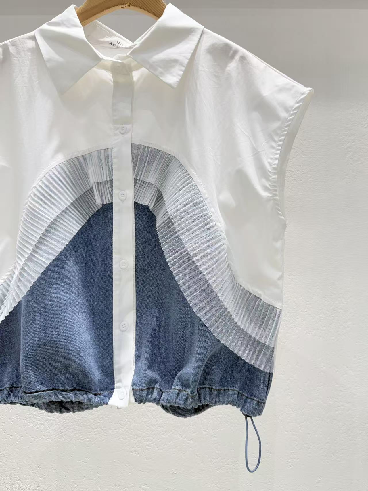 Korean-Exclusive Modern Harmony Vest-Shirt