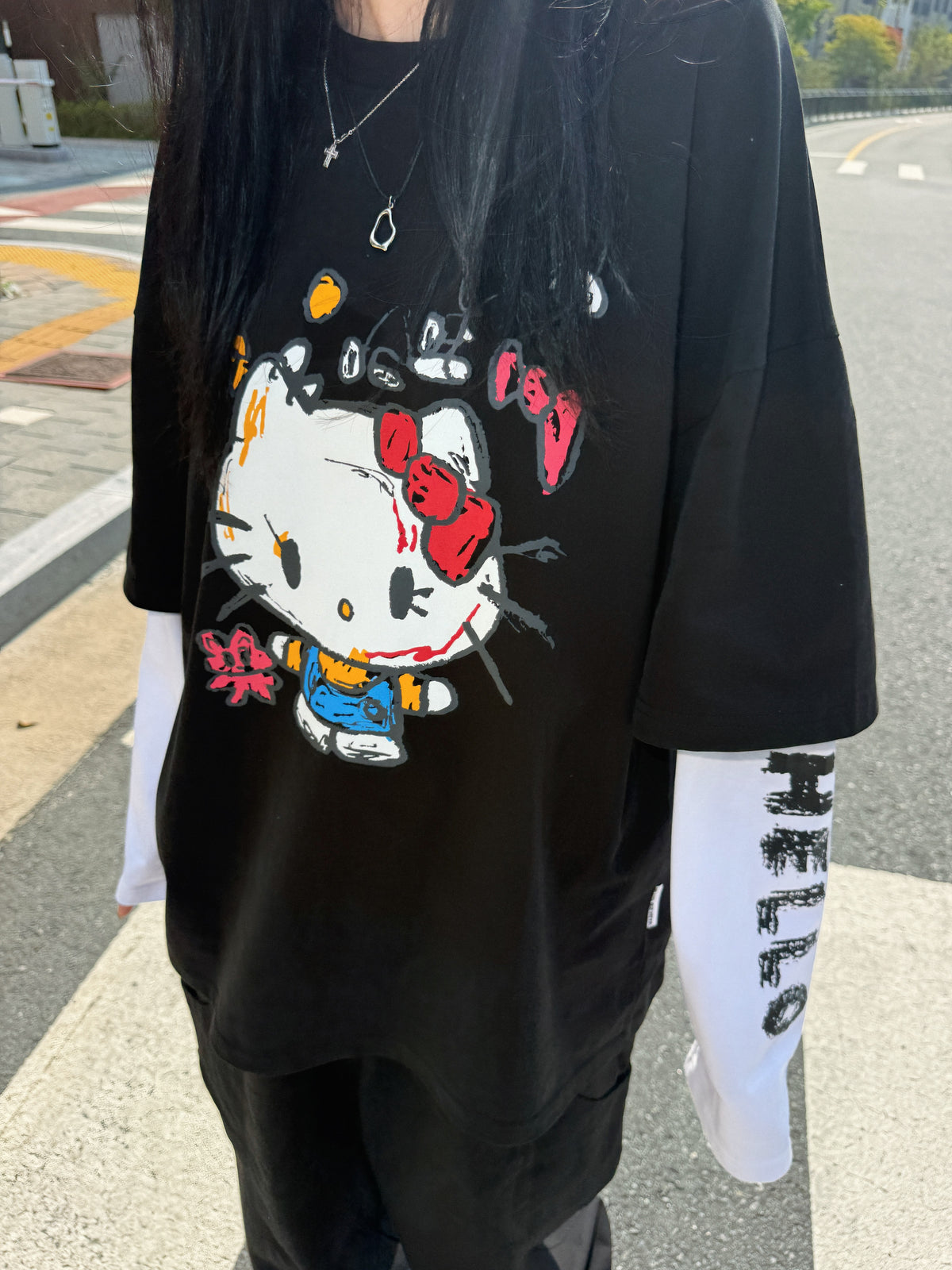 韓國直送PLUS 82 HIYA Graffiti Kitty Long Sleeve