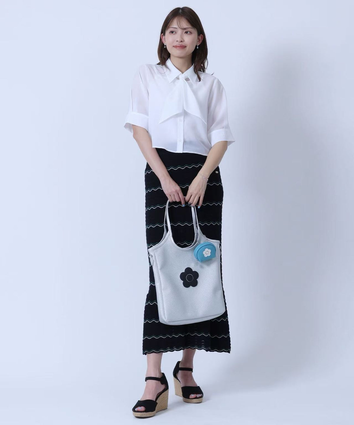 日本直送Mary Quant Daisy Patch Shrink Tote Bag