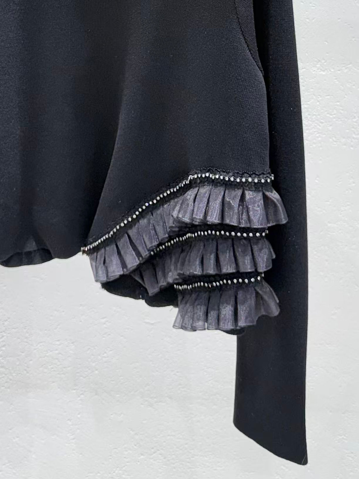韓國直送Pearl Ruffle Knit