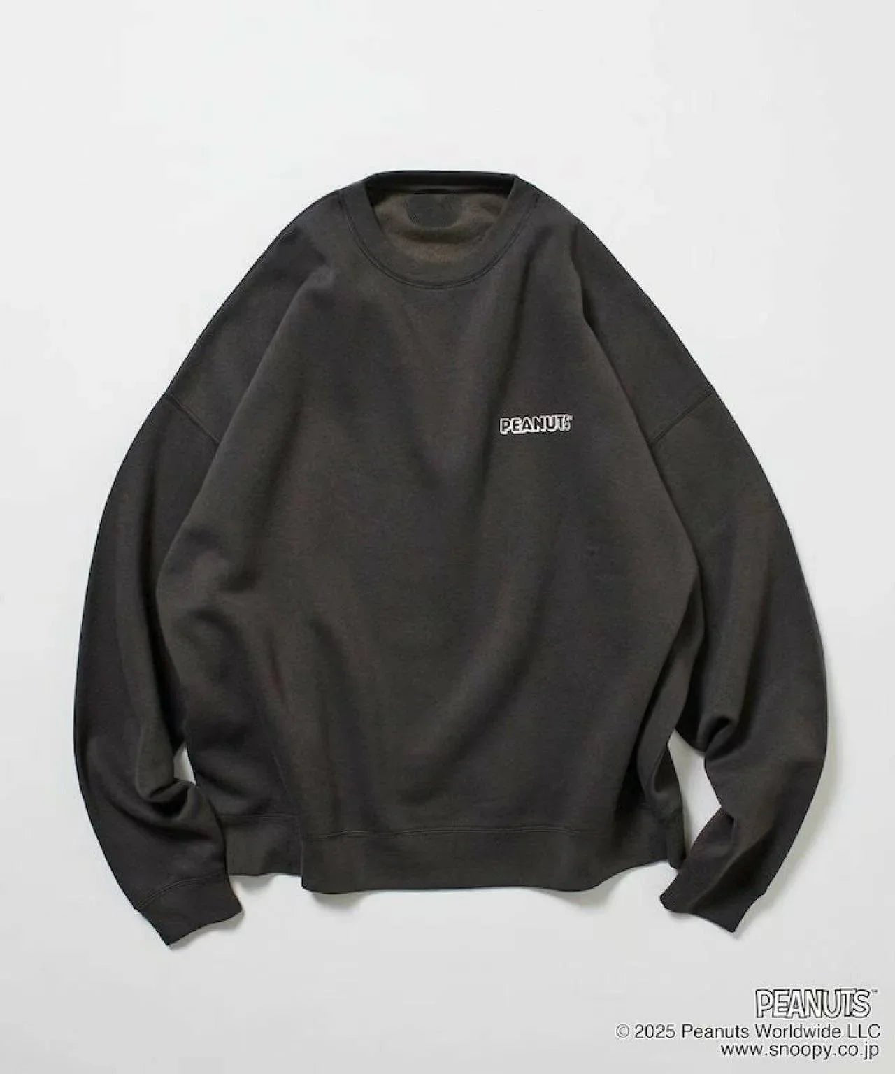 25AW Peanuts Back Print Crew Neck Sweatshirt - HLY & CHOCCICO