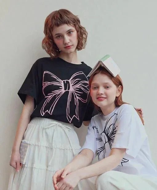 【一口價$282/件】韓國潮牌RonRon BIG RIBBON LINE T SHIRT - 5 Color - HLY & CHOCCICO