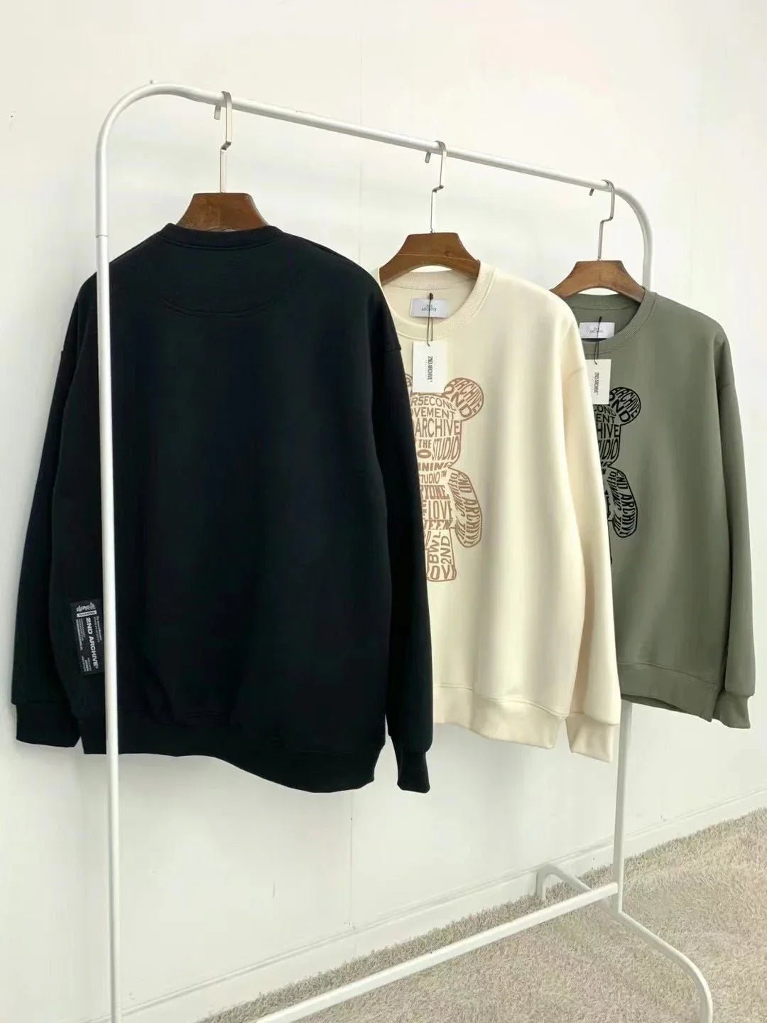 韓國直送🇰🇷 2ND ARCHIVE 3D Floppy Bear Hoodies - HLY & CHOCCICO