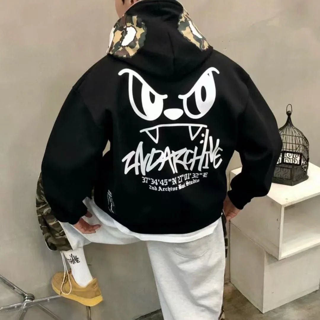 韓國直送🇰🇷 2ND ARCHIVE Angry Camo Bear Pulhood Zip - up - HLY & CHOCCICO