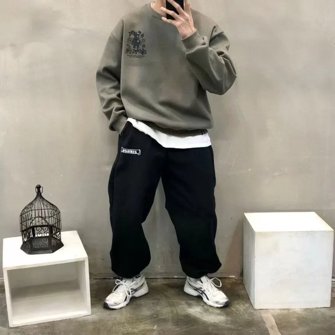 韓國直送 2ND ARCHIVE Black Cross Bear Sweatshirt - HLY & CHOCCICO