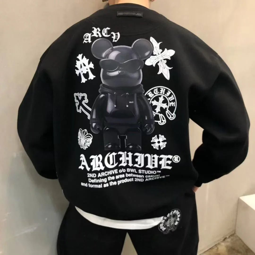 韓國直送 2ND ARCHIVE Black Cross Bear Sweatshirt - HLY & CHOCCICO