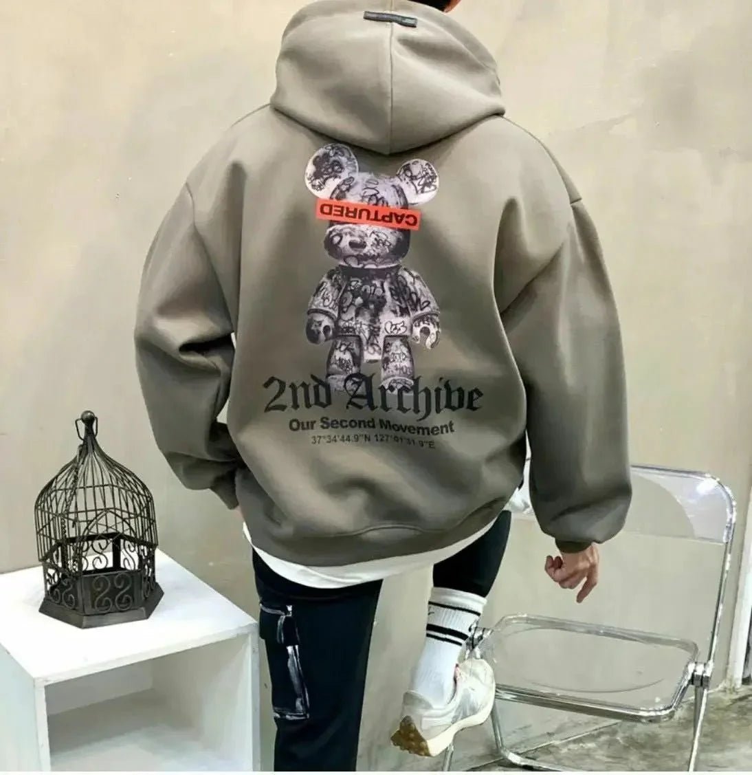 韓國直送🇰🇷 2ND ARCHIVE Captured Bear Hoodies - HLY & CHOCCICO