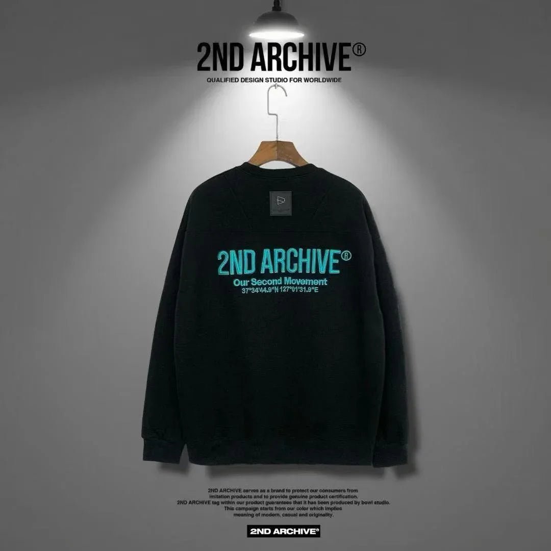 韓國直送🇰🇷 2ND ARCHIVE Logo Embroidered Sweatshirt - HLY & CHOCCICO