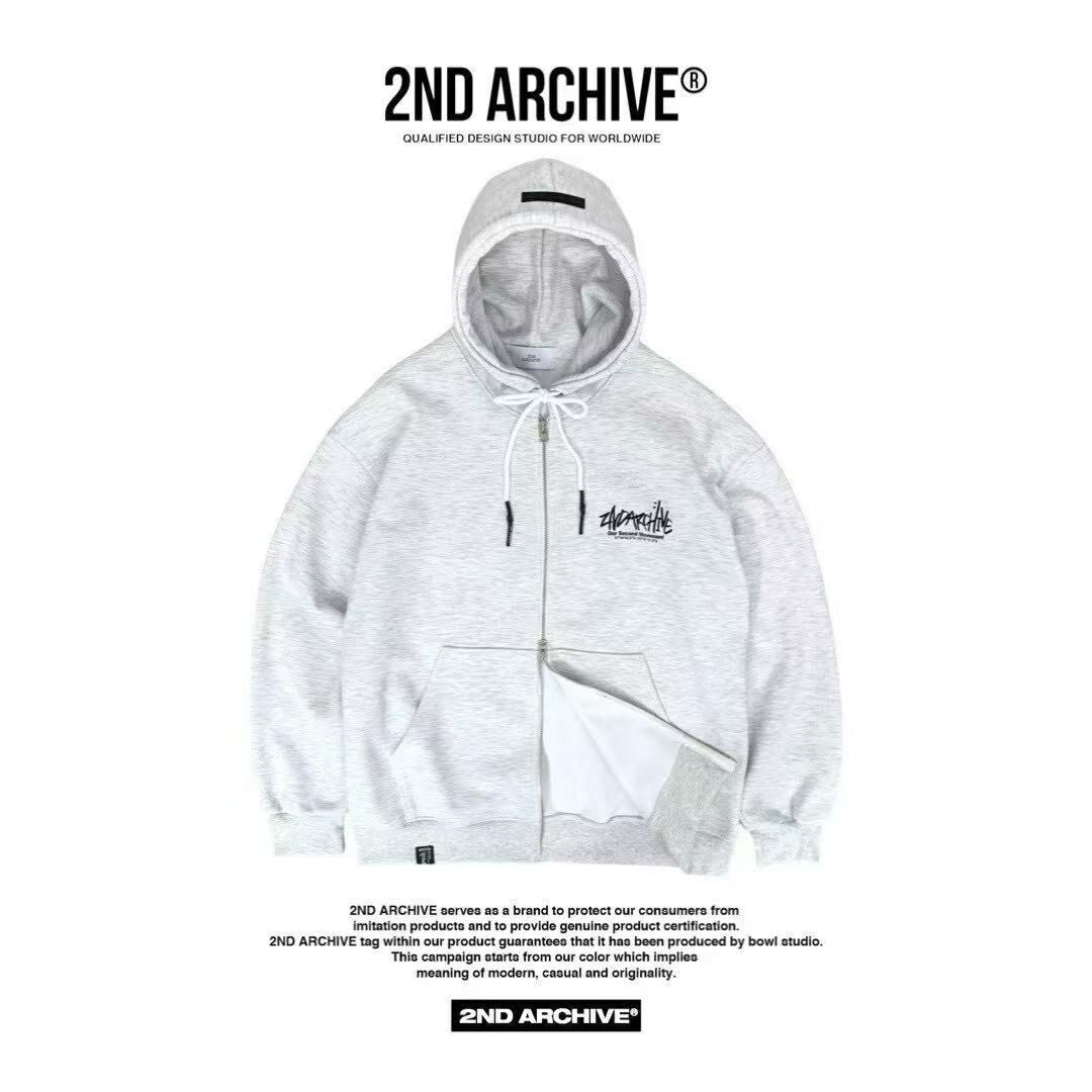 ้ๅ็ด้๐ฐ๐ท 2ND ARCHIVE SG Logo Two Way Hood Zip-up - HLY & CHOCCICO