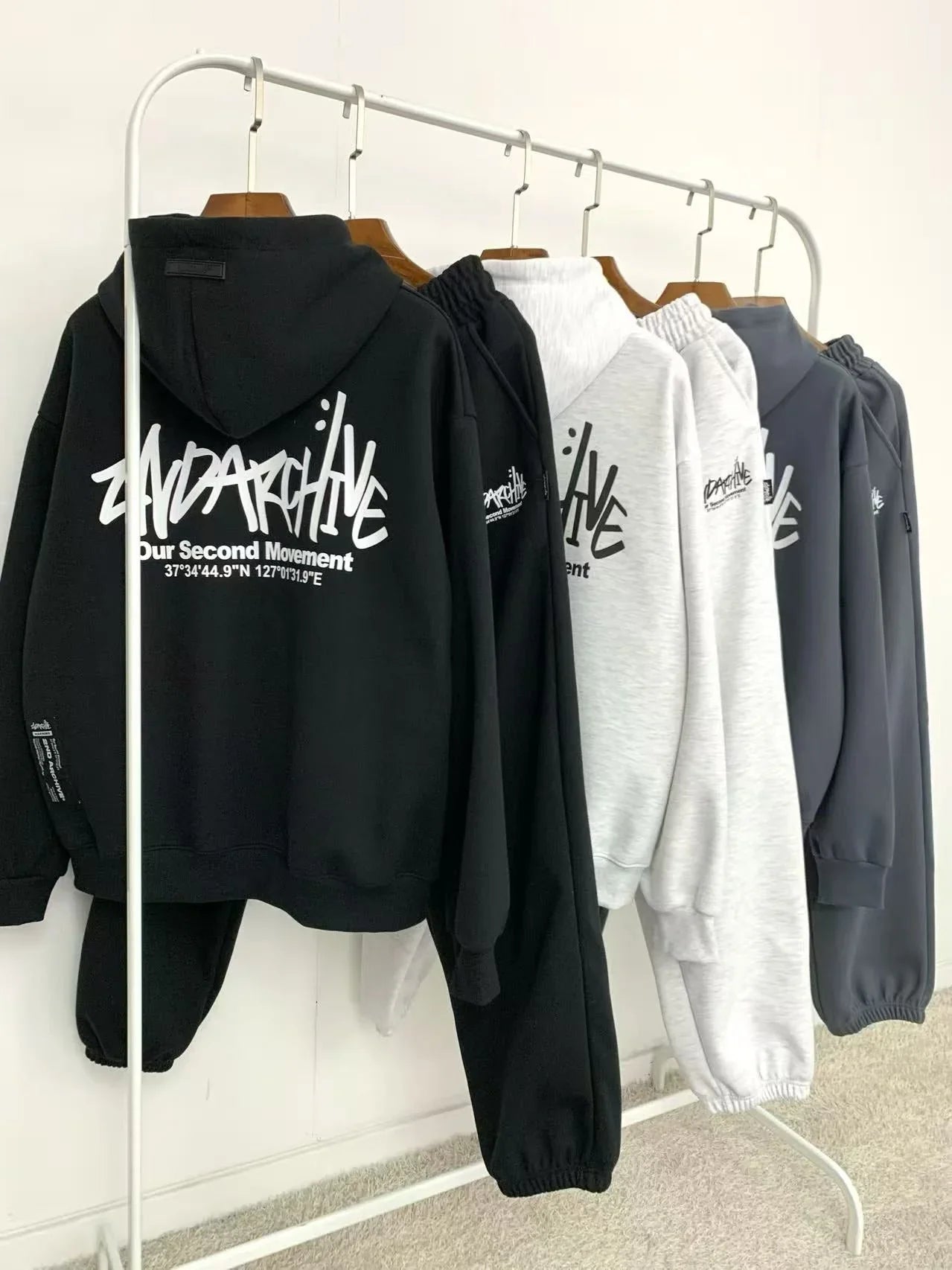 韓國直送🇰🇷 2ND ARCHIVE Signature Logo Hoodie - HLY & CHOCCICO