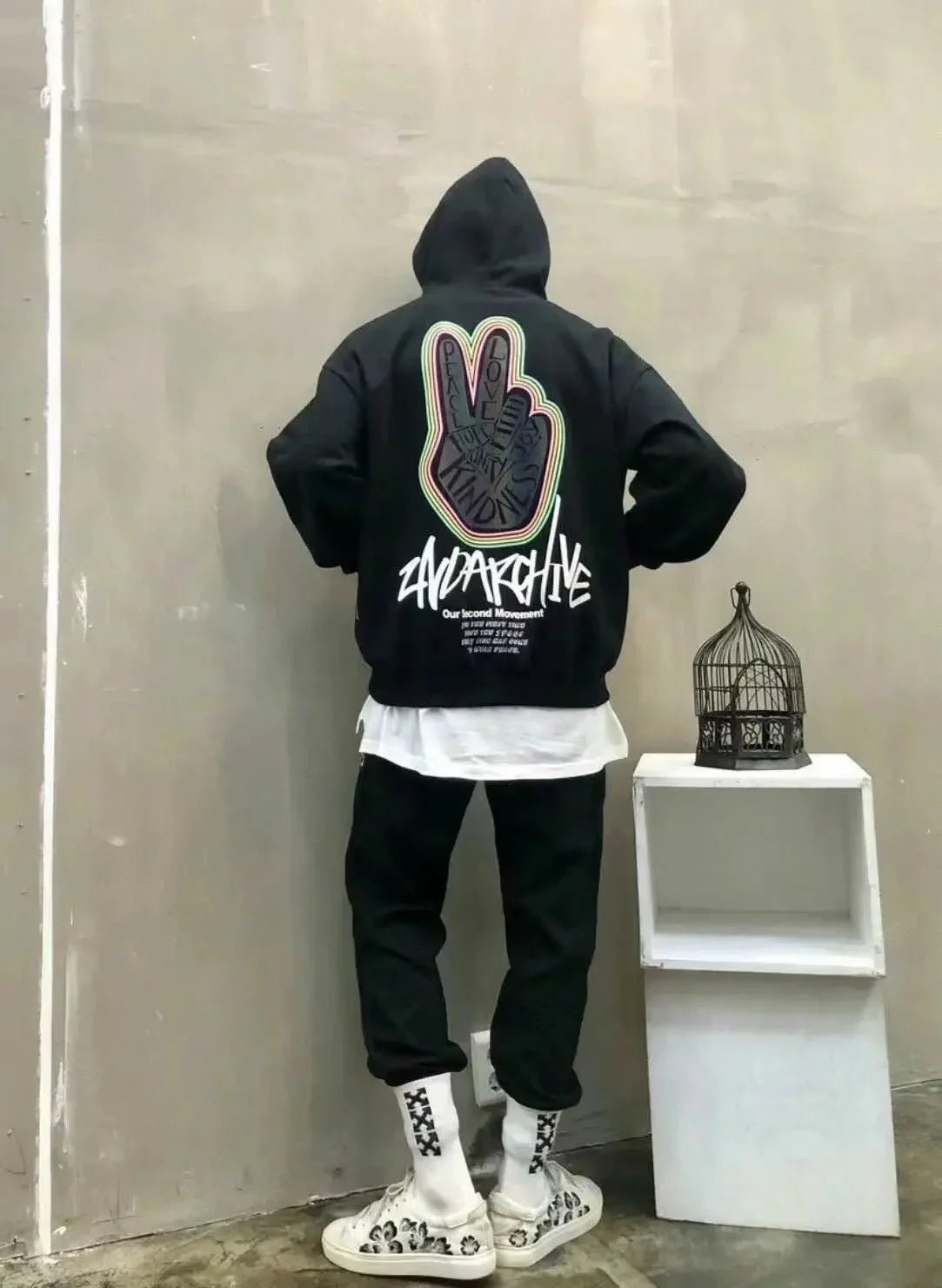 韓國直送🇰🇷 2ND ARCHIVE V Finger Hoodie - HLY & CHOCCICO