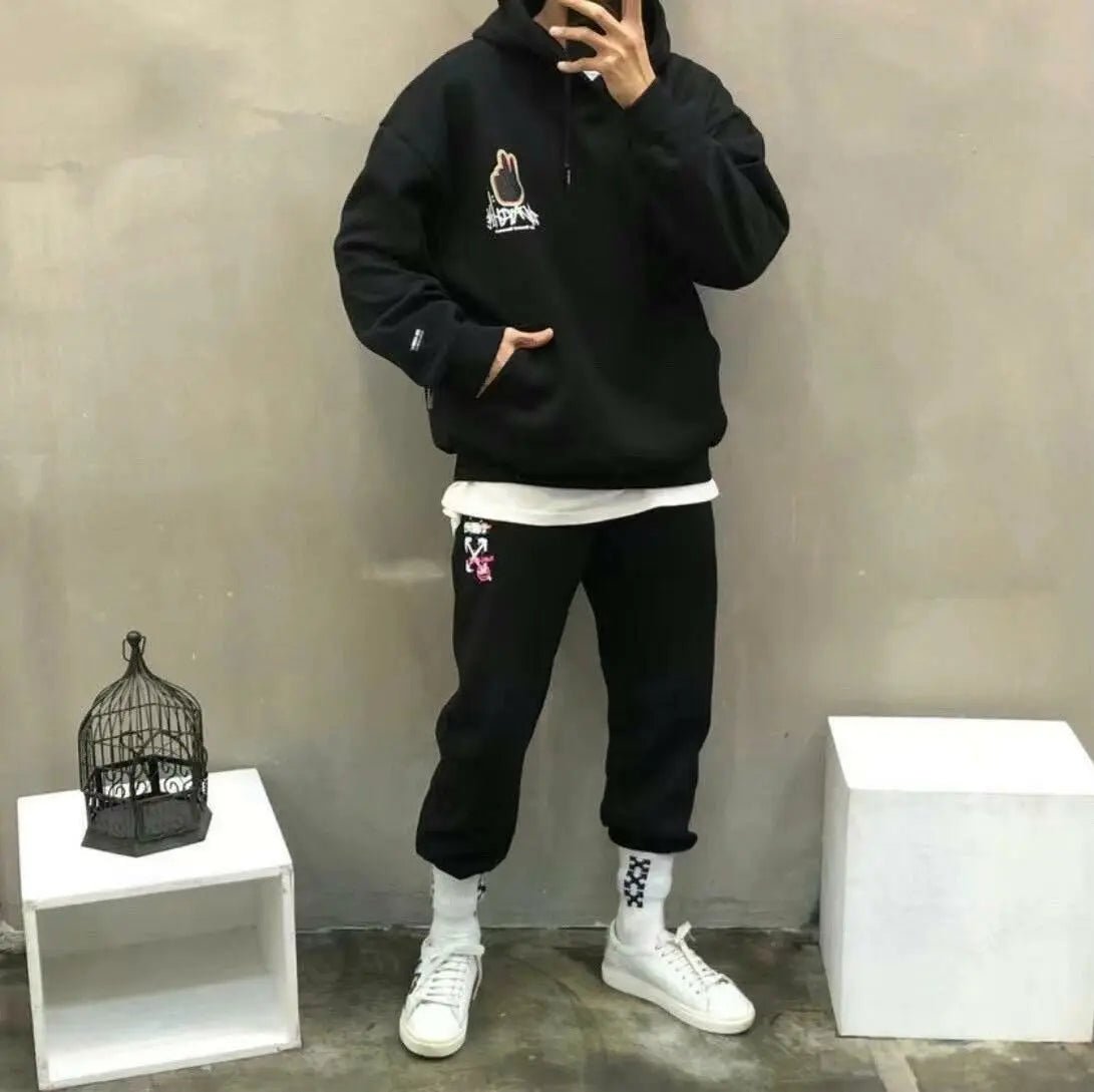 韓國直送🇰🇷 2ND ARCHIVE V Finger Hoodie - HLY & CHOCCICO