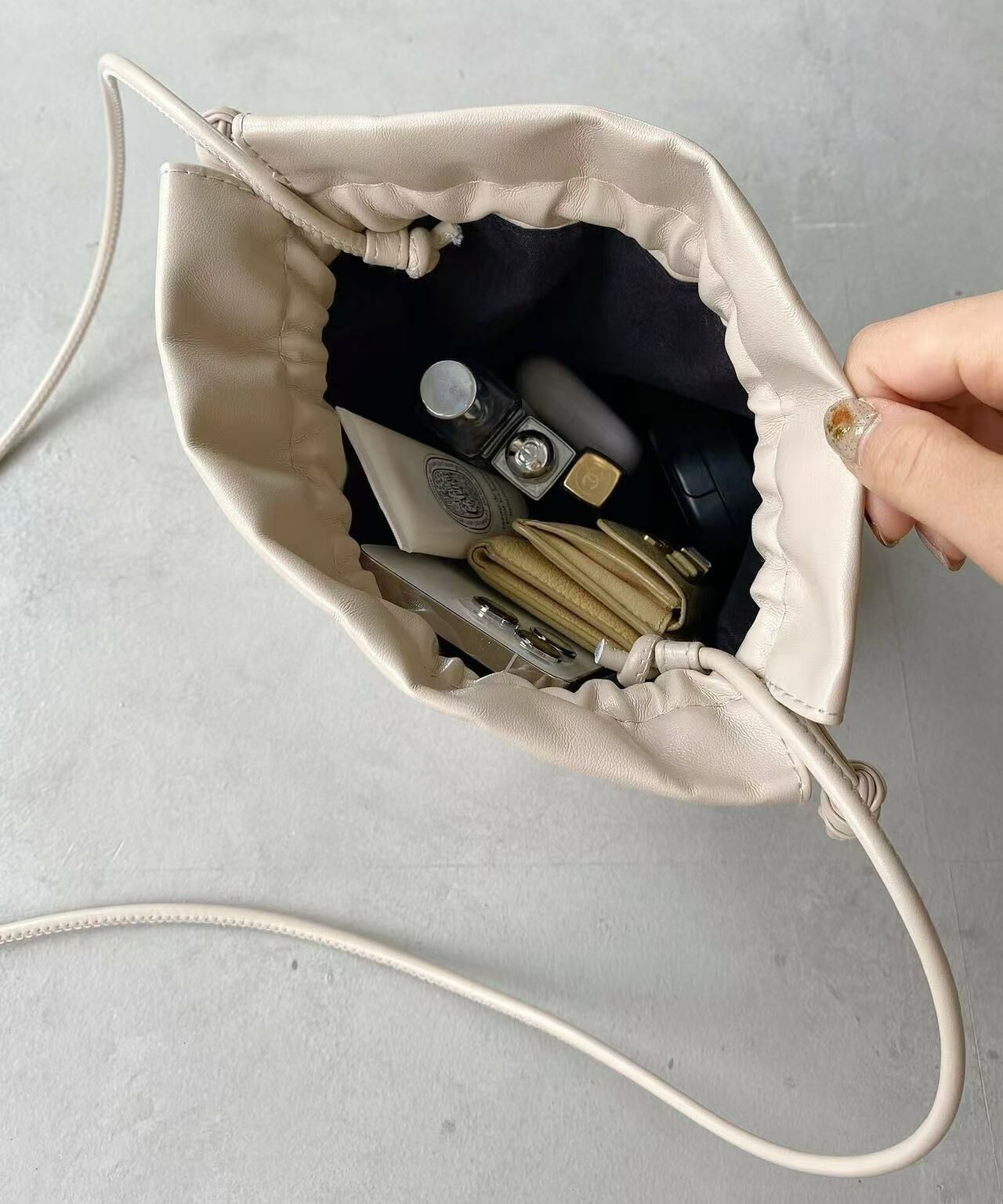 日本直送2WAY Faux Leather Drawstring Mini Shoulder Bag - HLY & CHOCCICO