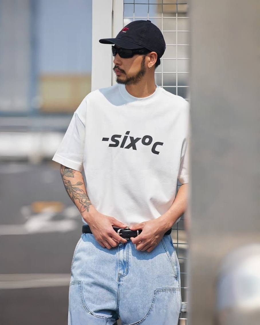 Six°C" Frostbite Oversized Tee