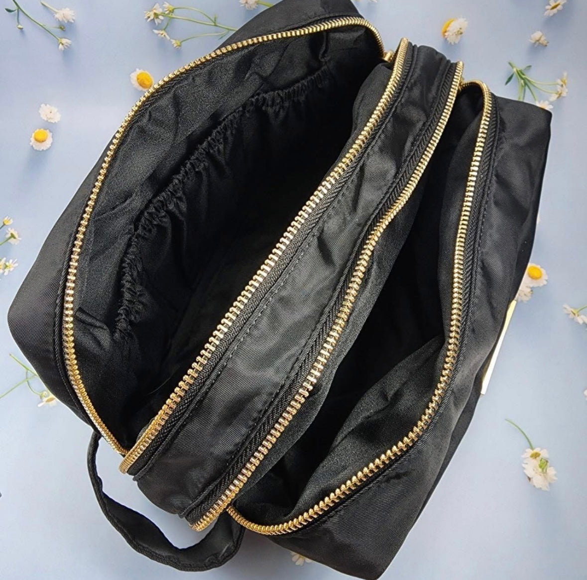 🖤 Chanel VIP禮品 🖤 大容量化妝袋 ‼️有盒‼️ COCO
