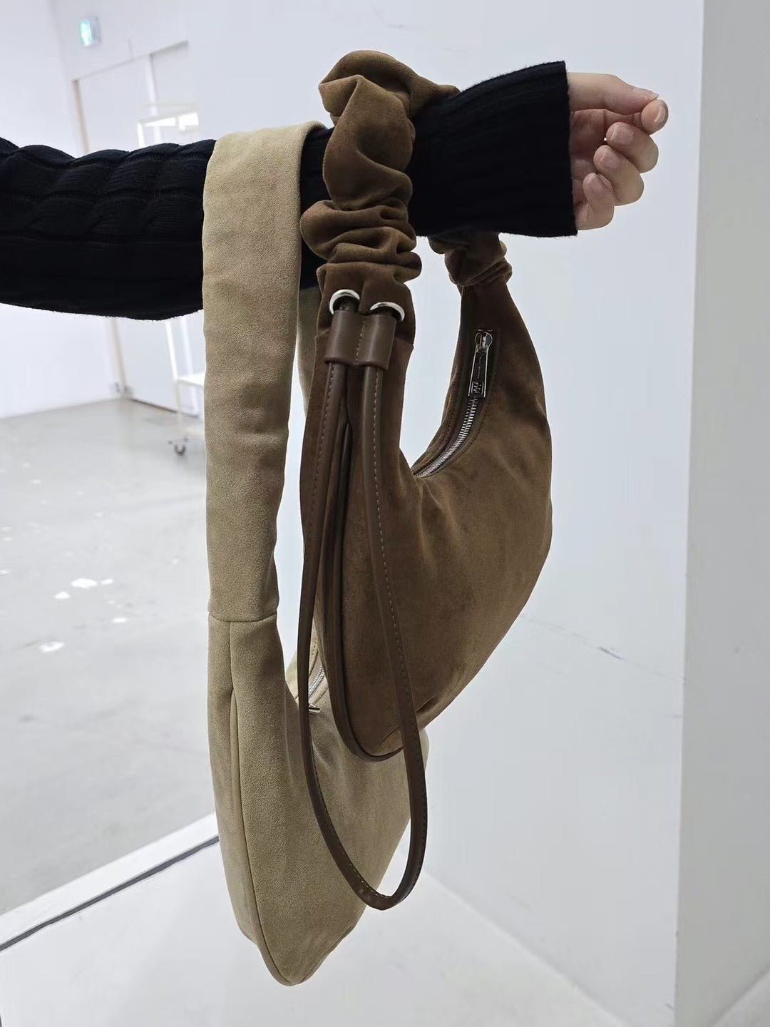 韓國直送Alice Martha Shoulder Bag - HLY & CHOCCICO