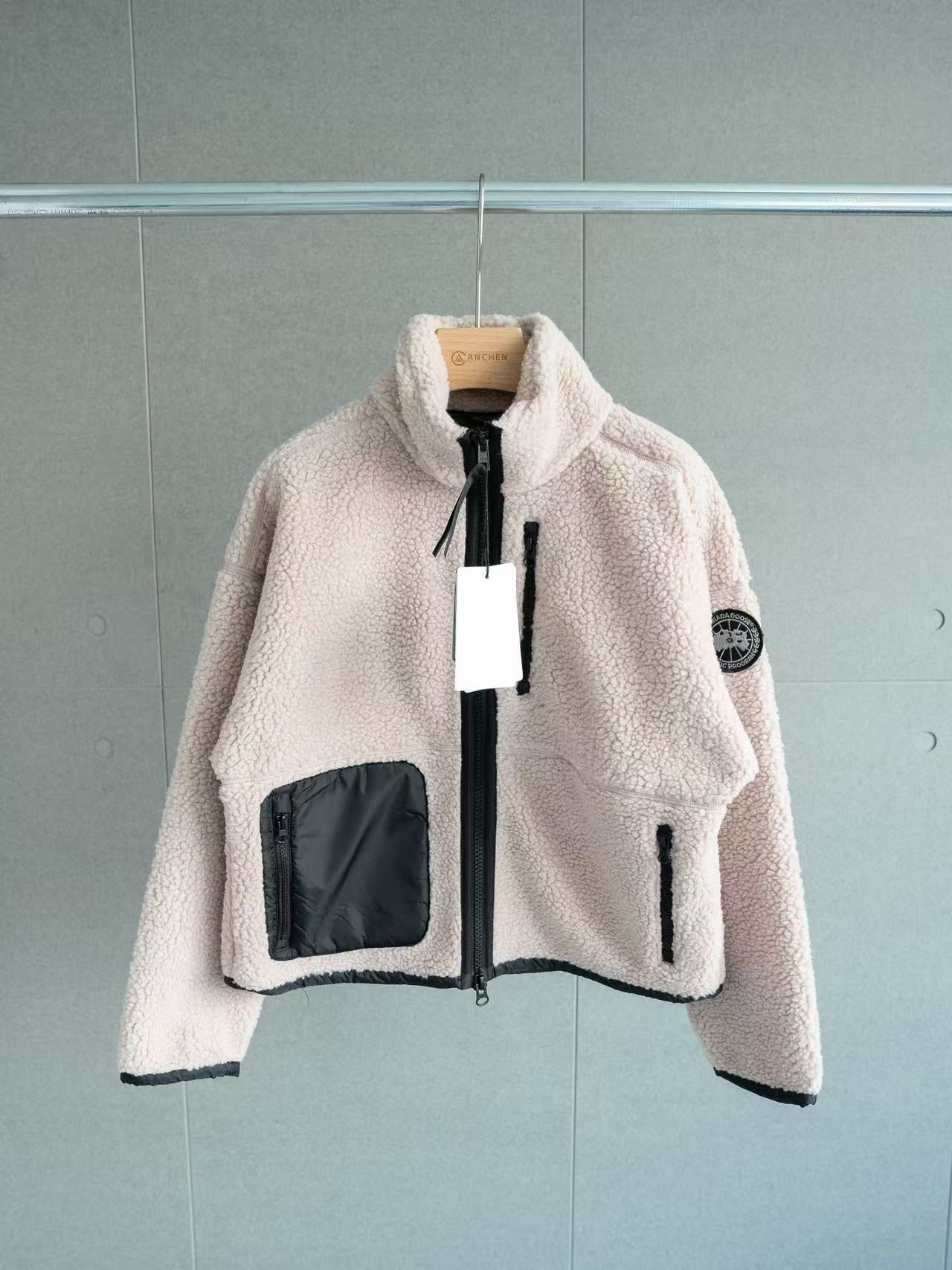 Canada Goose羊羔絨外套 - HLY & CHOCCICO