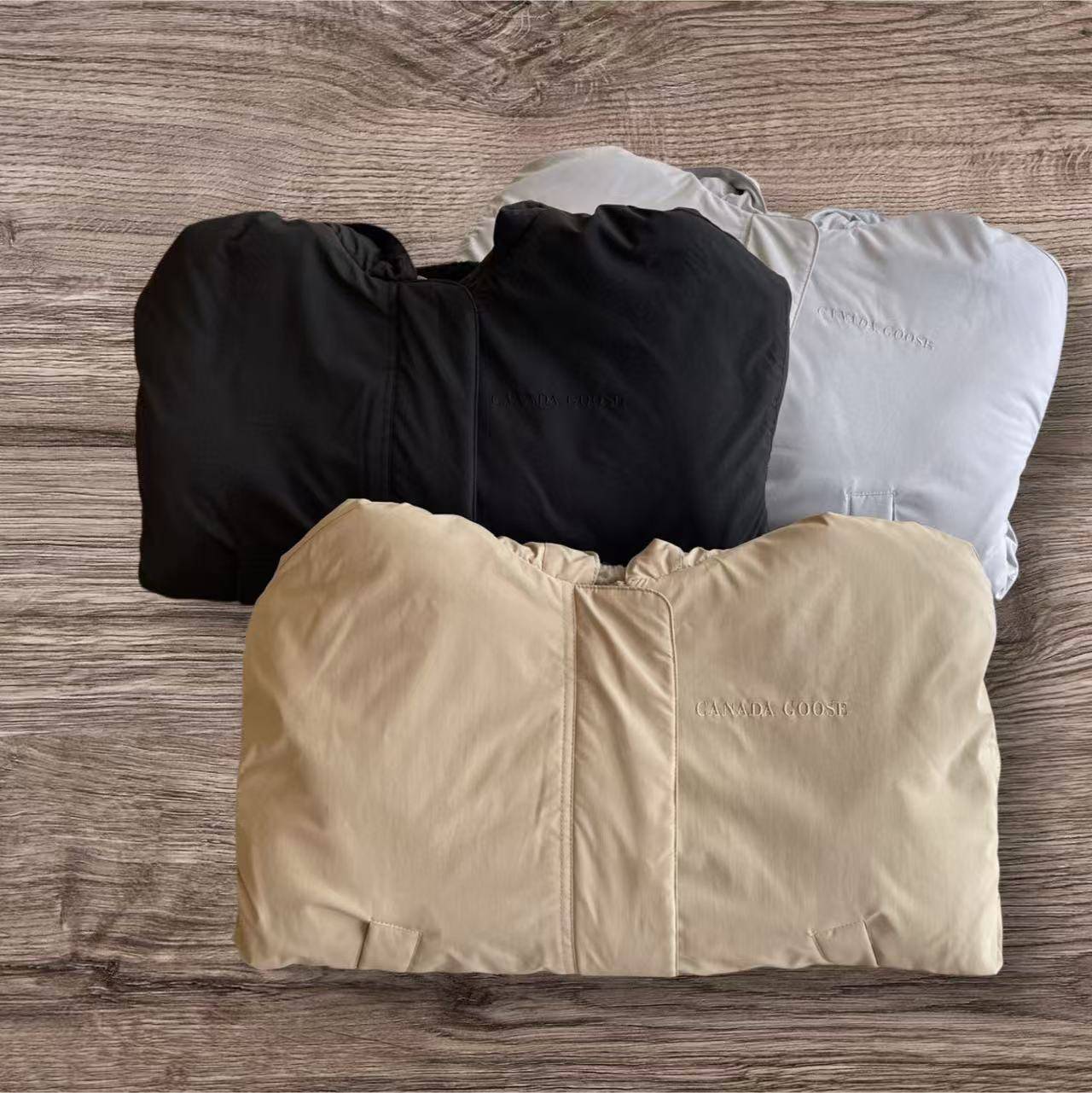 CANADA GOOSE Alberni Reversible Fleece Bomber - HLY & CHOCCICO