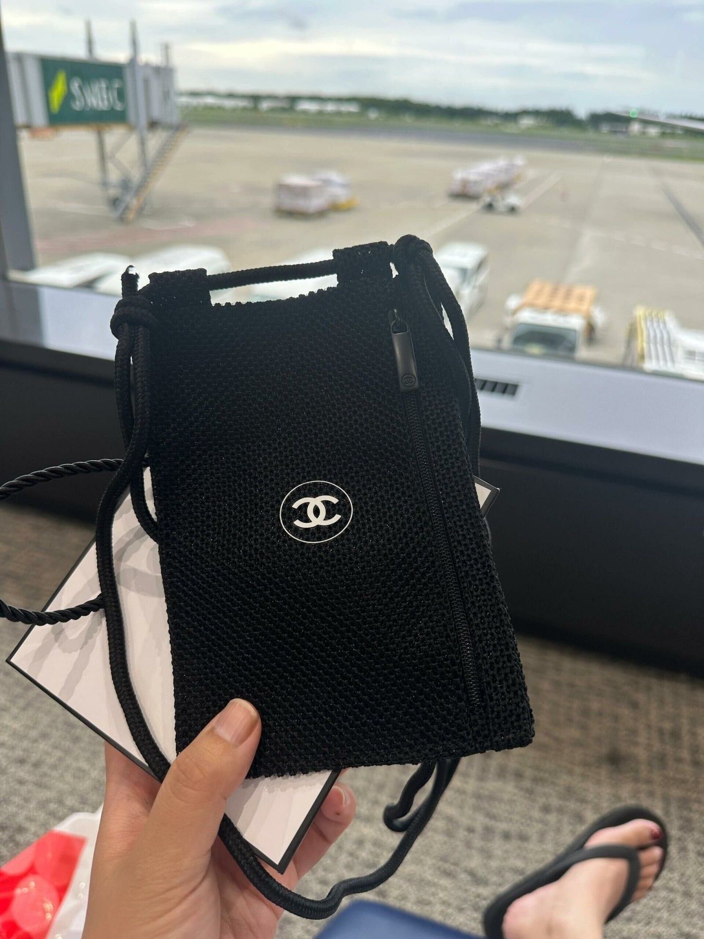 Chanel 限量實用護照袋 - HLY & CHOCCICO