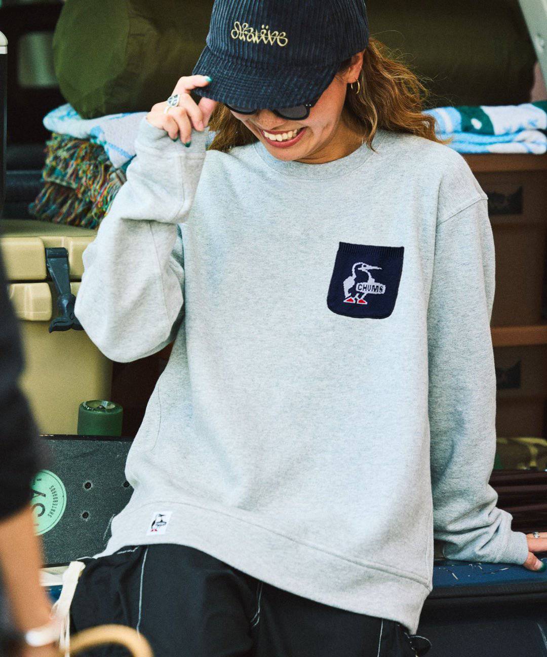 CHUMS 別注 Booby Bird Knit Pocket Sweatshirt - HLY & CHOCCICO