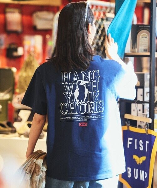 CHUMS 別注 Hang with Booby T-shirt -3 Color - HLY & CHOCCICO